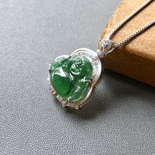 高冰种湖水绿翡翠弥勒佛18k白金钻石镶嵌 商品图0