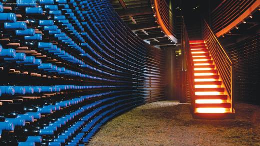 智利拉博斯特阿帕尔塔红葡萄酒Casa Lapostolle Clos Apalta2013 商品图3