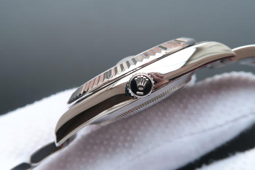 NOOB official正品original原版开模的super copy版本，还原度至少达到正品的90%以上➕劳力士日志型II 系列2016 款式(型号116334)搭配专柜正品一致的3235机芯 商品图3