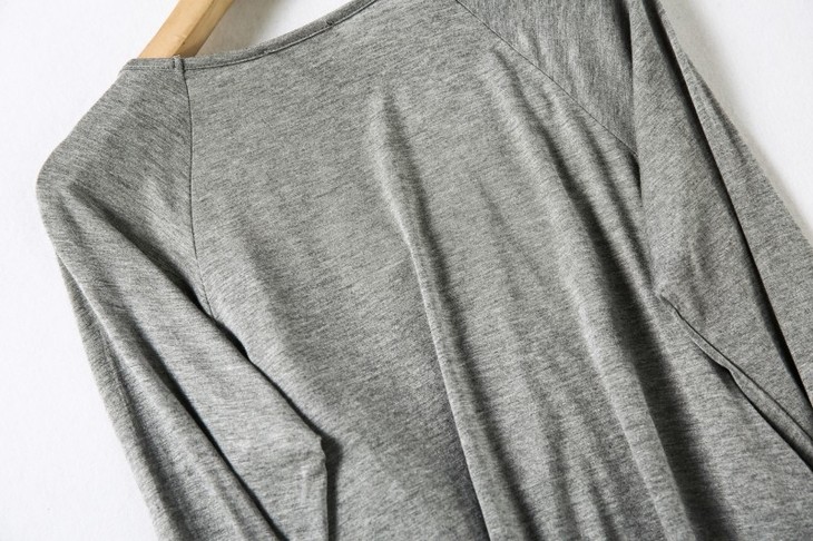 女士休闲时尚百搭舒适简约优雅柔软亲肤蕾丝打底衫123042