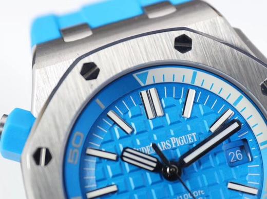 深海之蓝 JF爱彼15710 V9s版，精钢！实测高强度防水200米！进口9015改正品3120机！透底，原装潜水硅胶表带！足够乱真男士手表，自动机械 商品图7