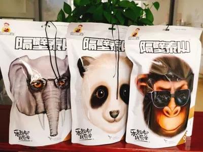 隔壁泰山假面舞会薯片怀旧膨化零食小吃180g抖音同款 商品图3