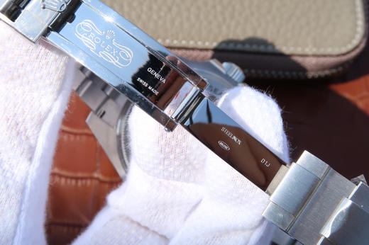 N劳力士渐变蓝黑鬼王v7 SEA潜航者116660，2836/改3135/原版3135三种自动机械机芯，蓝宝石镜面，316l实心精钢，纯水刀切割，拉丝 商品图7