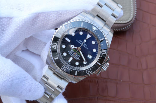 N劳力士渐变蓝黑鬼王v7 SEA潜航者116660，2836/改3135/原版3135三种自动机械机芯，蓝宝石镜面，316l实心精钢，纯水刀切割，拉丝 商品图2