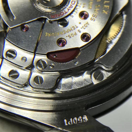 冰蓝迪N厂NOOB厂出品，劳力士迪通拿 116506，专属Cal.4130自动上链机芯，搭配正品一致的904进口精钢，12.2毫米厚度和正品一致，全部计时功能100%完全实现，美无破绽！！ 商品图12