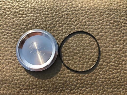 冰蓝迪N厂NOOB厂出品，劳力士迪通拿 116506，专属Cal.4130自动上链机芯，搭配正品一致的904进口精钢，12.2毫米厚度和正品一致，全部计时功能100%完全实现，美无破绽！！ 商品图1