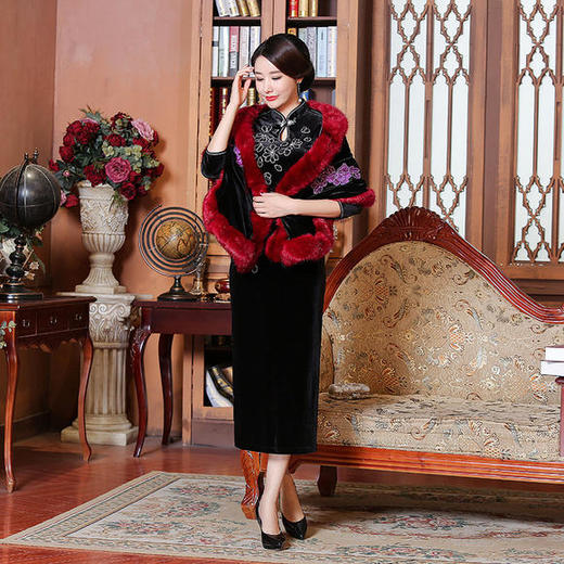 新款百搭复古刺绣水貂毛旗袍披肩仅披肩