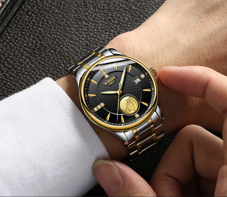 仔细观察,宾格手表正品多少钱,瑞士宾格1853手表多少钱