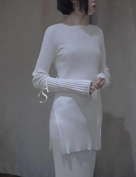 TOTEME Orville条纹织上衣 黑色/白色 商品图0