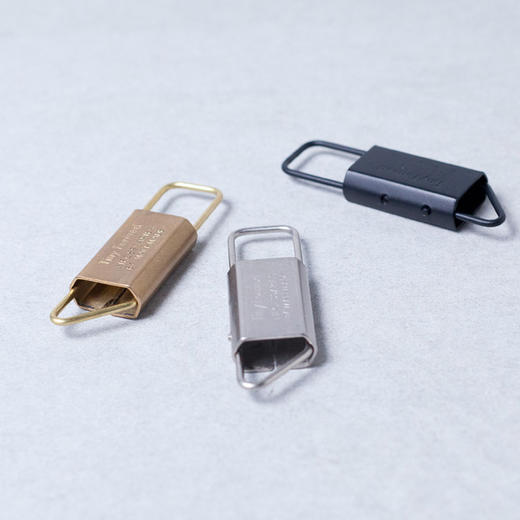 Tiny Formed Tiny metal key fold 日本手工制黄铜钥匙扣 商品图1