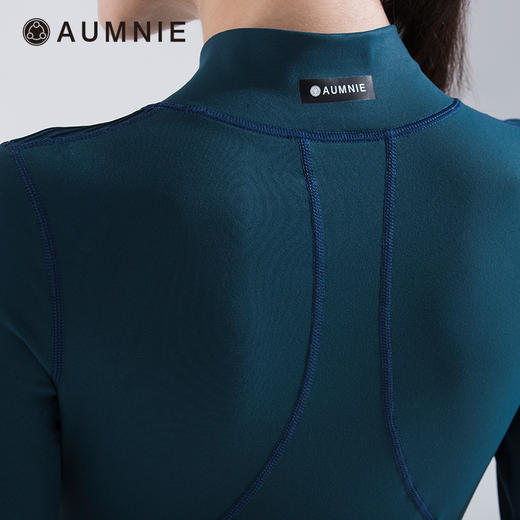 全配色 AUMNIE丨曲线全领运动T恤 FLEX CURVE TEE 含胸垫 商品图10