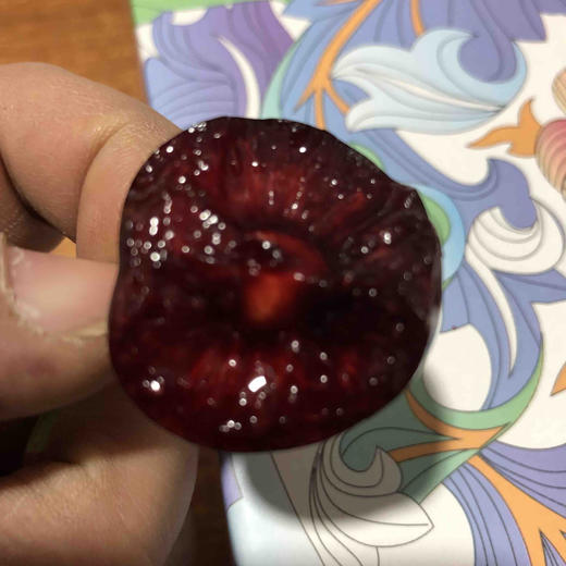 车厘子9行超大的硬货车厘子，果子炒鸡硬，口感特别甜，杆子碧绿脆甜多汁，味道浓郁。 商品图4