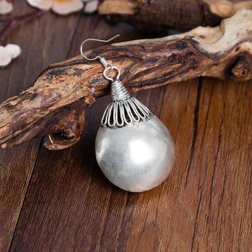 【民族风耳饰】旦生花复古老绣苗银耳环 商品图3