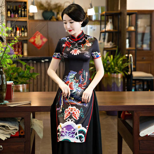 改良修身奥黛丝绸旗袍tx112