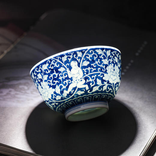 柴窑  青花莲生贵子杯 商品图1