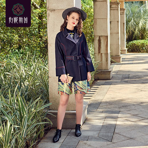 = 1D6521-- 风衣--荷兰的花床--《燃烧的灵魂——梵高》 商品图1