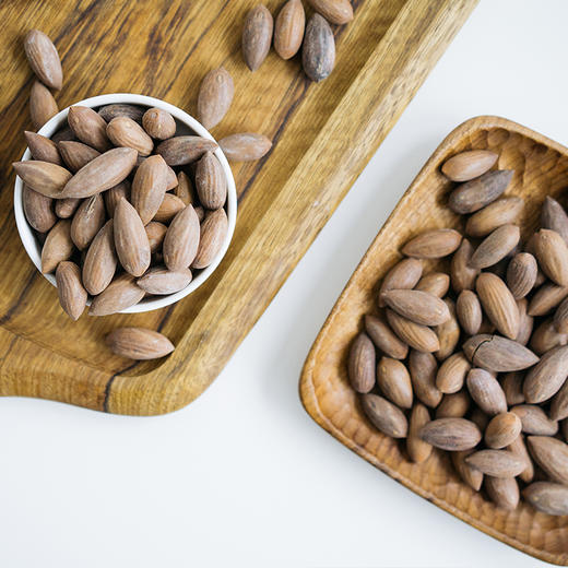 香榧 219g 富含丰富的营养，果仁厚实饱满，散发诱人果香，恰到好处的酥脆，足够好吃才会备受青睐，满足你挑剔的味蕾 商品图2