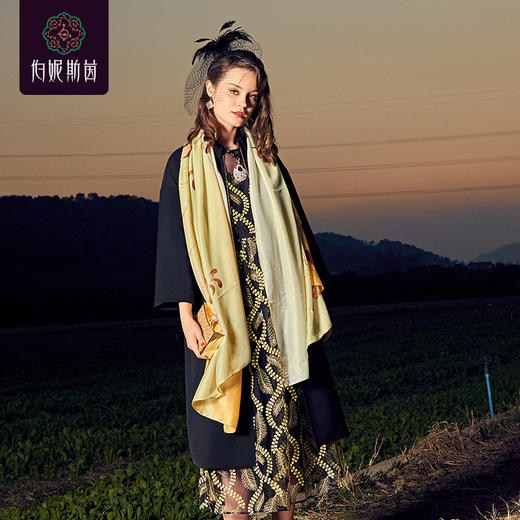 1S6532--黄色连衣裙--奥维尔风光--《燃烧的灵魂—梵高》 商品图2