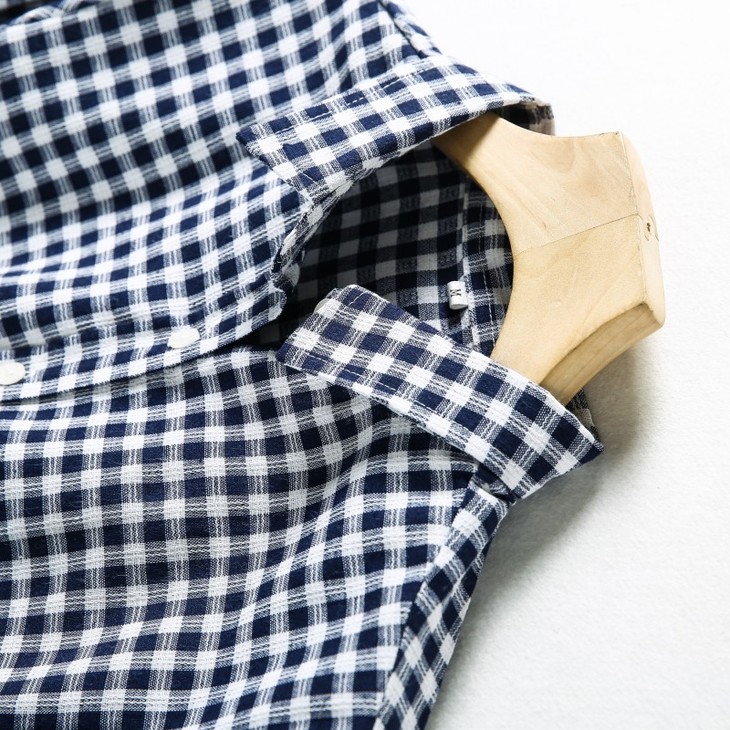 女士休闲时尚百搭舒适简约柔软亲肤格纹长袖衬衫011152