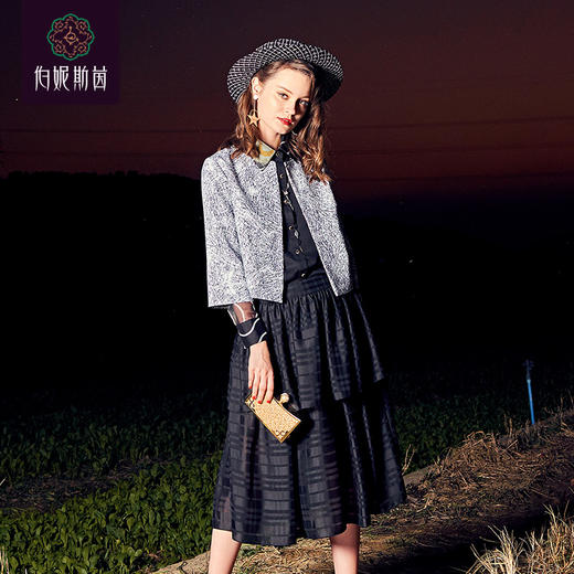 1B6552--黑色半裙--星夜--《燃烧的灵魂——梵高》 商品图2