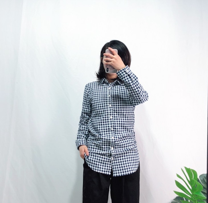 女士休闲时尚百搭舒适简约柔软亲肤格纹长袖衬衫011152