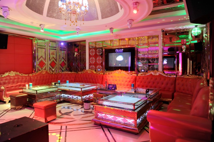 【丽江芭芘ktv】88元欢唱套餐(需提前预约,含包房 啤酒6瓶 果汁)