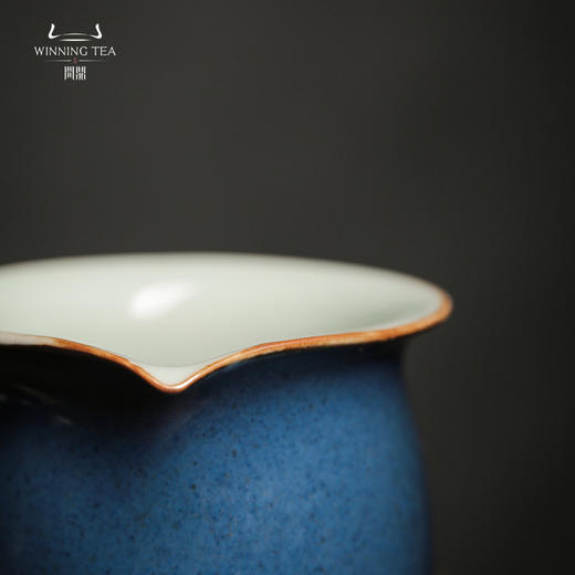 问鼎汝瓷黛蓝系列经典款大茶海（缺货） 商品图3