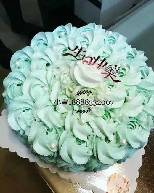 进口牛乳渐变色蛋糕（下单请先看详情） 商品图0