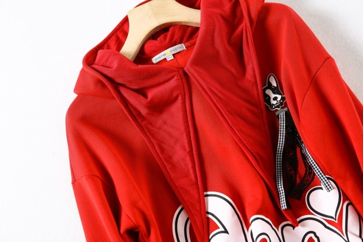 女士新款时尚舒适休闲不规则微喇袖宽松连连帽卫衣011329