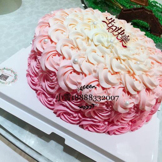 进口牛乳渐变色蛋糕（下单请先看详情） 商品图2