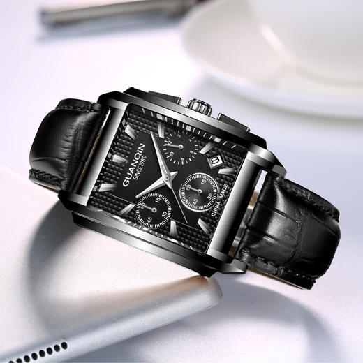 冠琴手表男士时尚潮新款非机械表夜光防水方形男表带腕表gs19115