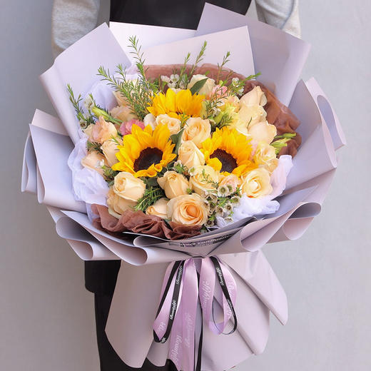 19枝粉玫瑰香槟玫瑰搭配向日葵精美花束送女友老婆领导同事生日礼物