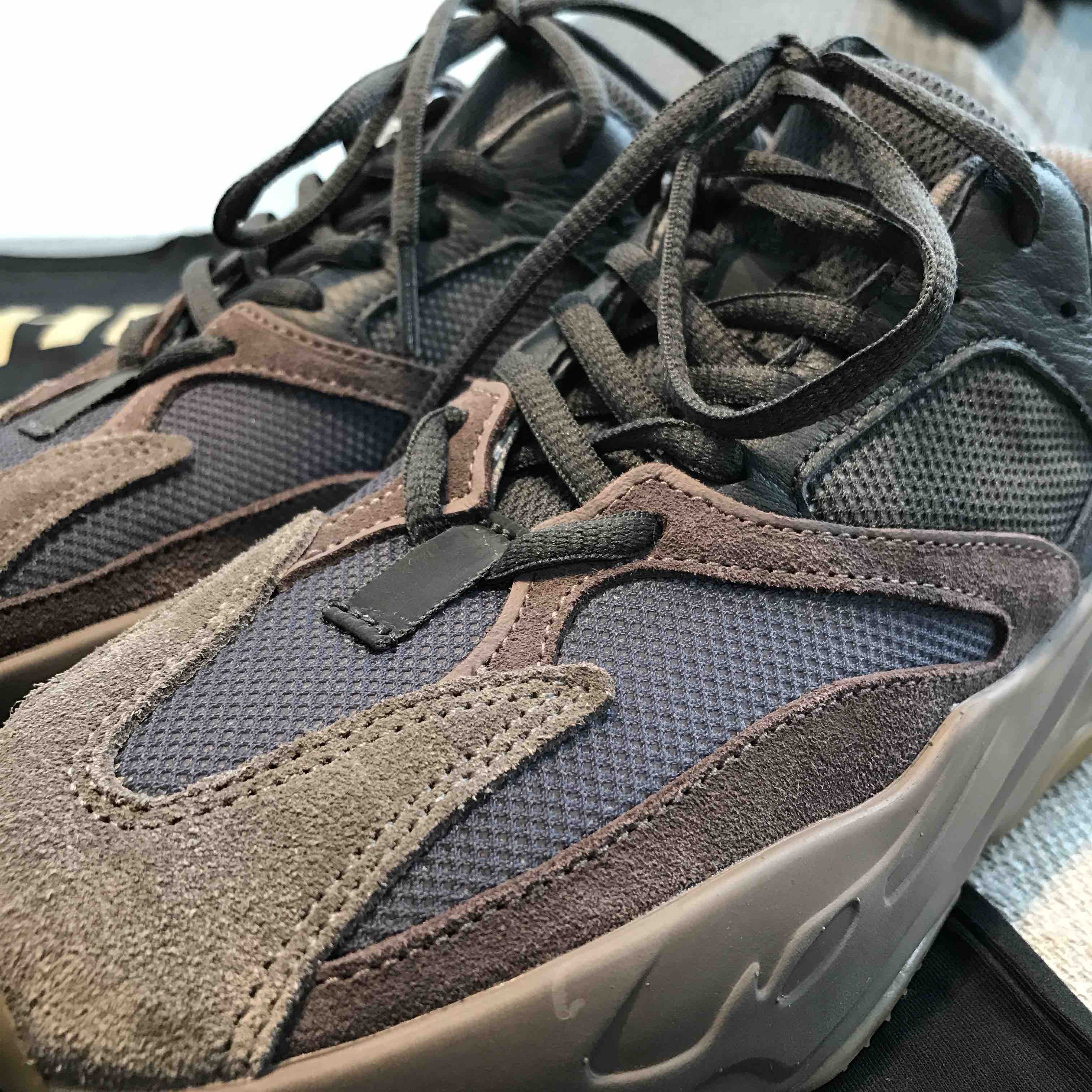 yeezy700材质图片