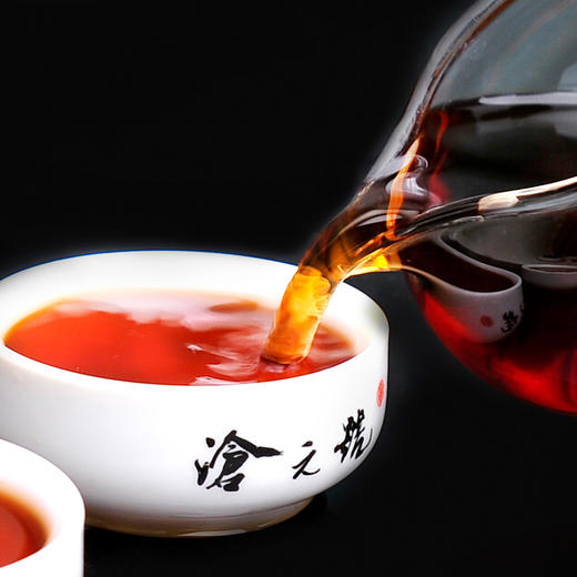 新品上市 收藏-沧元·猪[己亥]年纪念饼  普洱茶(熟茶) 商品图2