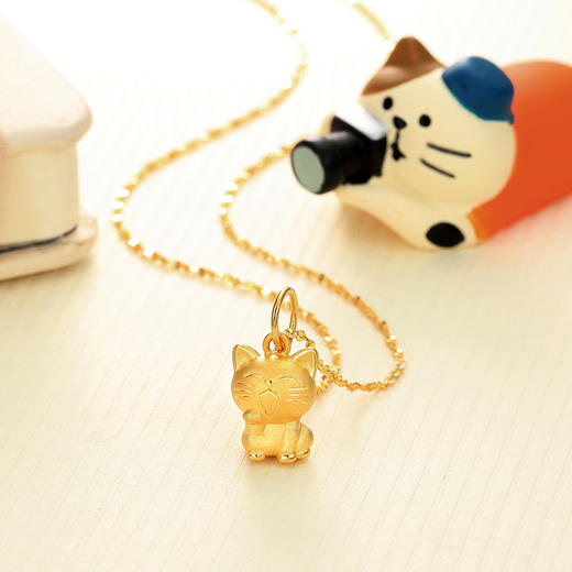 潮宏基 娇小喵猫吊坠黄金3d硬金足金项链串珠男女