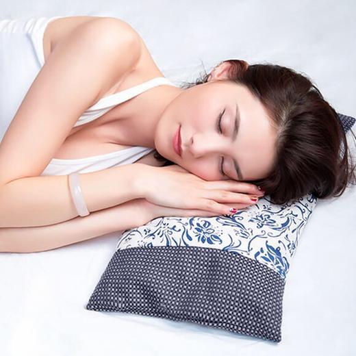 【五个叶子艾绒枕】艾绒枕 促进睡眠 蕲艾颈椎养生 保健枕头温 商品图4
