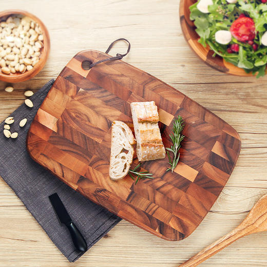 泰国LC LIVING 相思木菜板 椭圆挂式实木砧板 宝宝辅食面板案板厨房切菜悬挂 商品图1