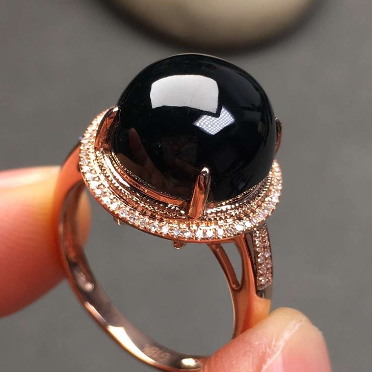 82468墨翠大蛋面戒指