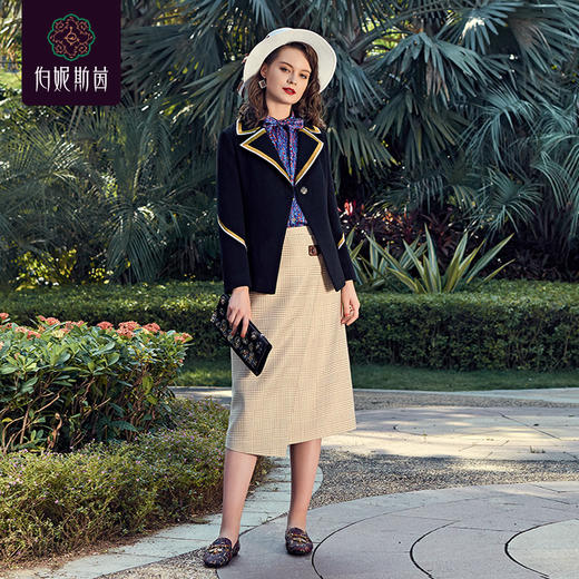 【伯妮斯茵】1B6572-米色毛呢半裙-《燃烧的灵魂》==埃顿花园的记忆 商品图3