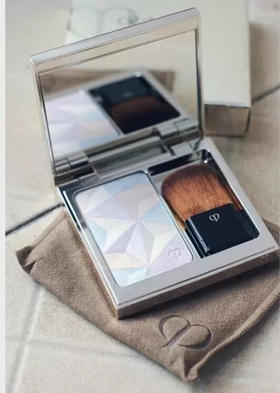 CPB肌肤之高光粉饼17#