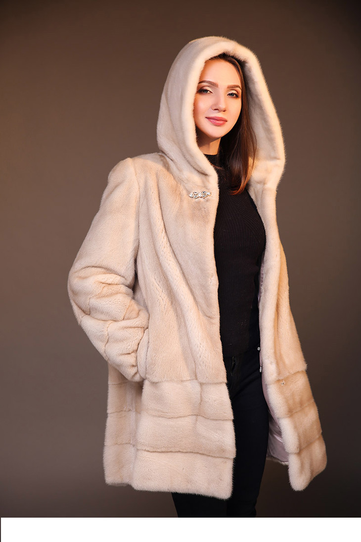 kc皮草米黄平帽吊袖111122141031