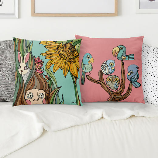 柯孝琴红鸟抱枕艺术家插画抱枕靠垫靠枕腰靠沙发办公室家居