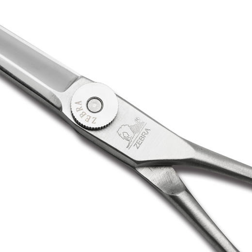ZEBRA斑马 E55043 翘剪 锋利/平剪/翘剪弯刀/修饰剪刀/日式/纹理/A型蝴蝶柄/5.5寸 商品图3