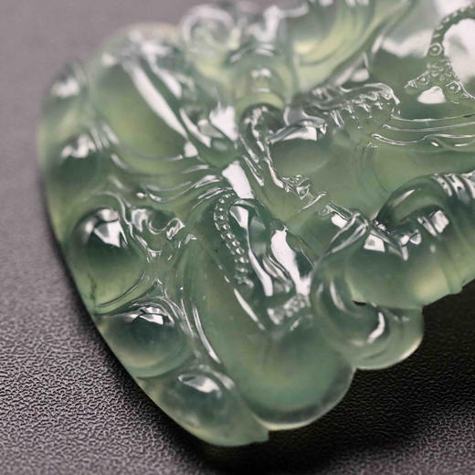 高冰种晴水绿翡翠度母 商品图2