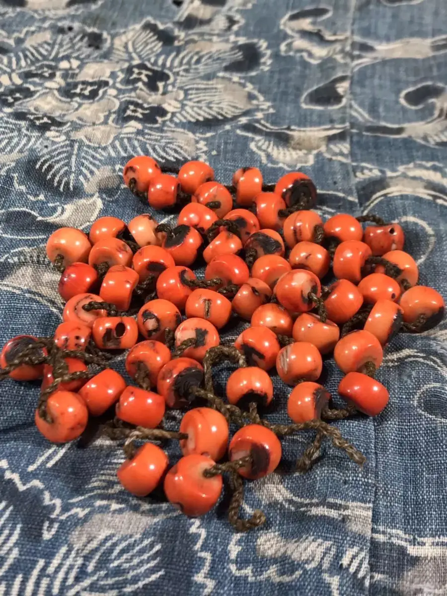 藏区老珊瑚桶式珠两串共六十颗包邮