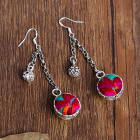 拾芳刺绣苗银耳环  / 绣片随机  / 现货