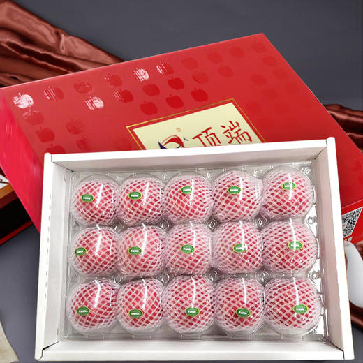 【摆盘贴字苹果】顶端果业陕西洛川红富士15枚75mm 中果礼品果红色精美礼盒装送礼 商品图4