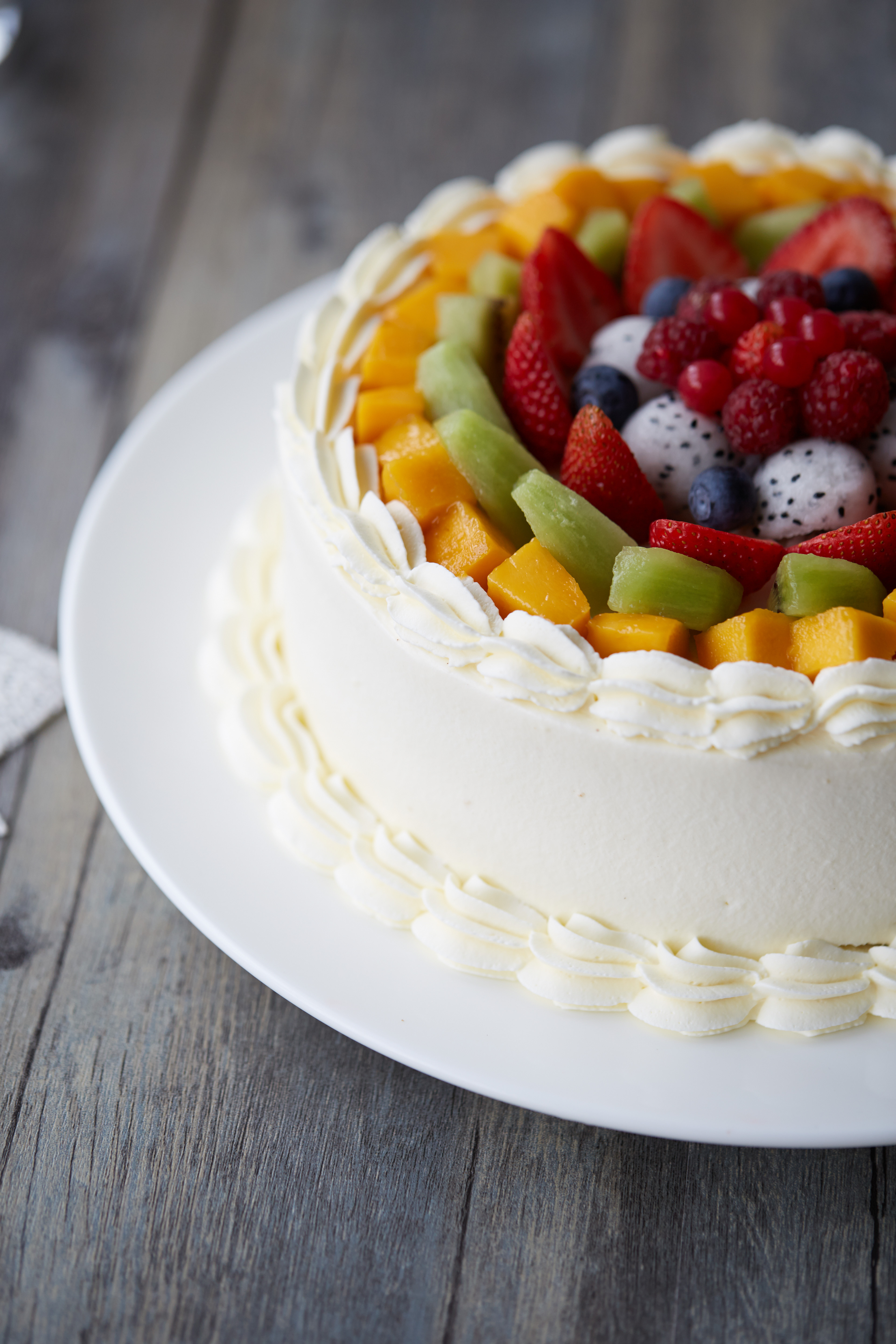 鲜果缤纷动物奶油蛋糕