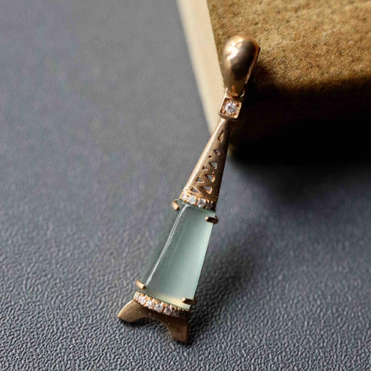 高冰种蓝水翡翠塔吊坠 商品图2