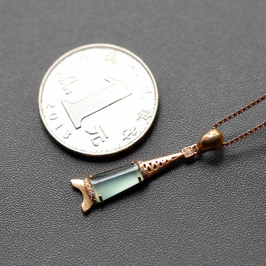 高冰种蓝水翡翠塔吊坠 商品图4